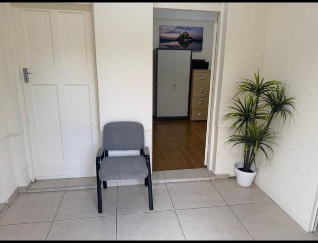 OFFICE PROPERTY TO RENT IN SCOTTSVILLE